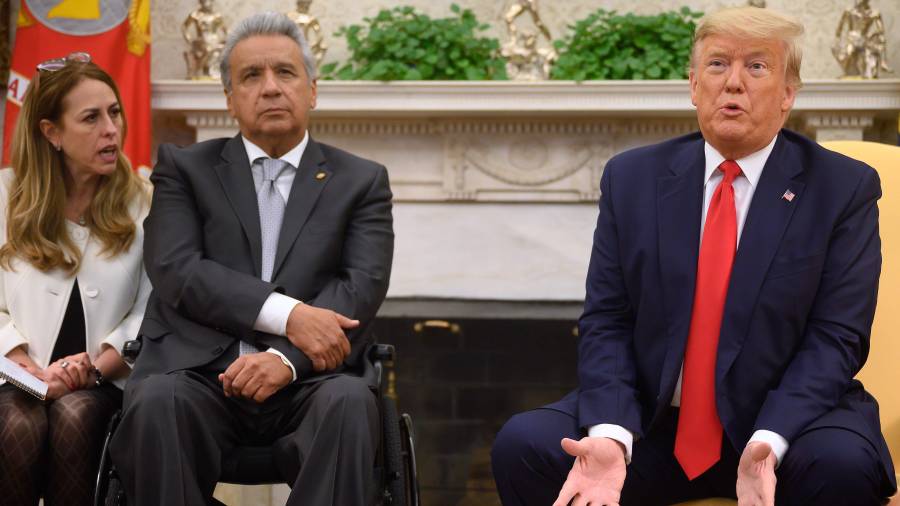 $![US President Donald Trump (R) meets with President of the Republic of Ecuador Lenin Moreno]